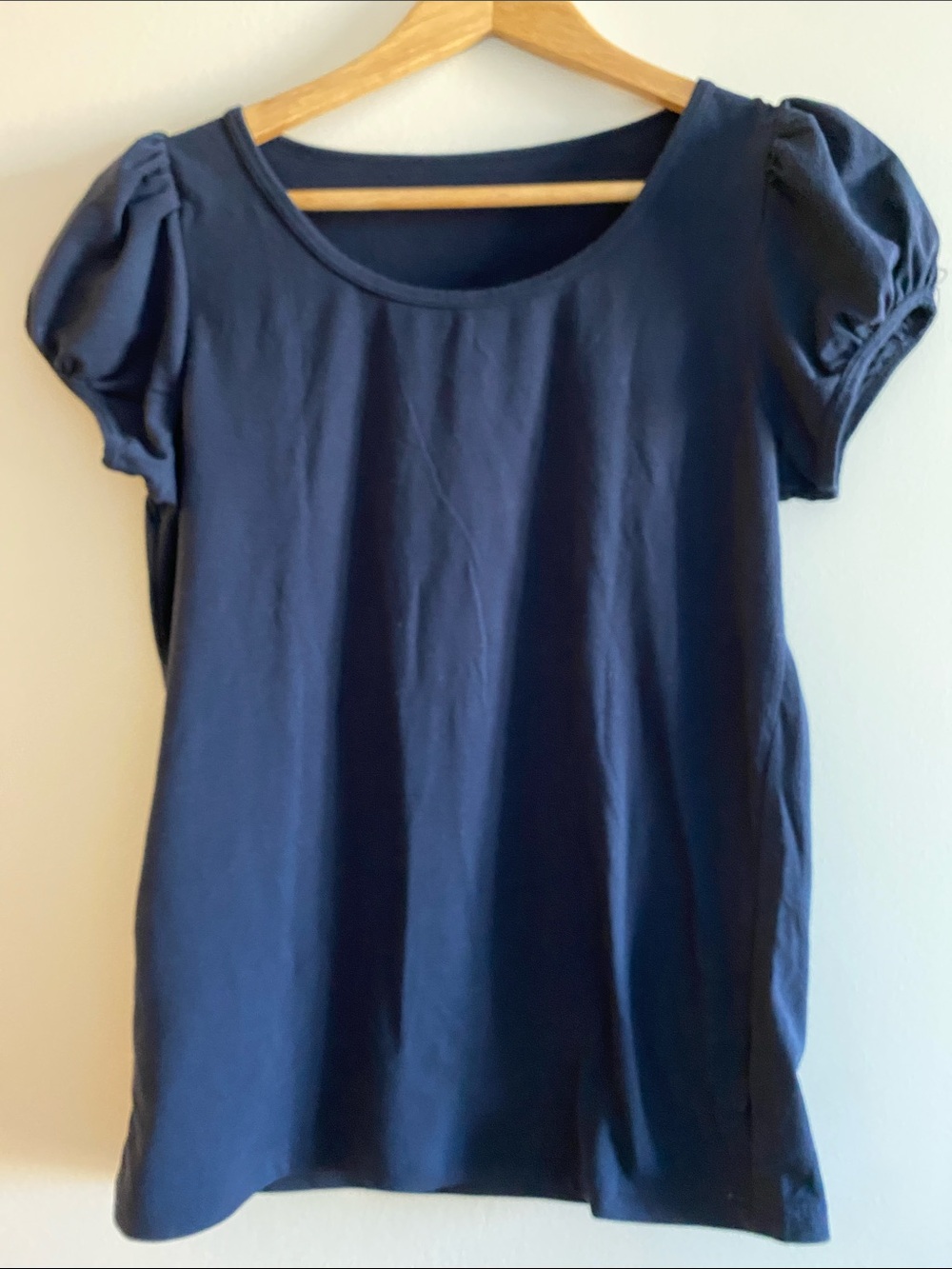 🌸🌼3 for $12🌸🌼 Women’s Navy Scoop Neck Short Sleeve Top with Puff Sleeves